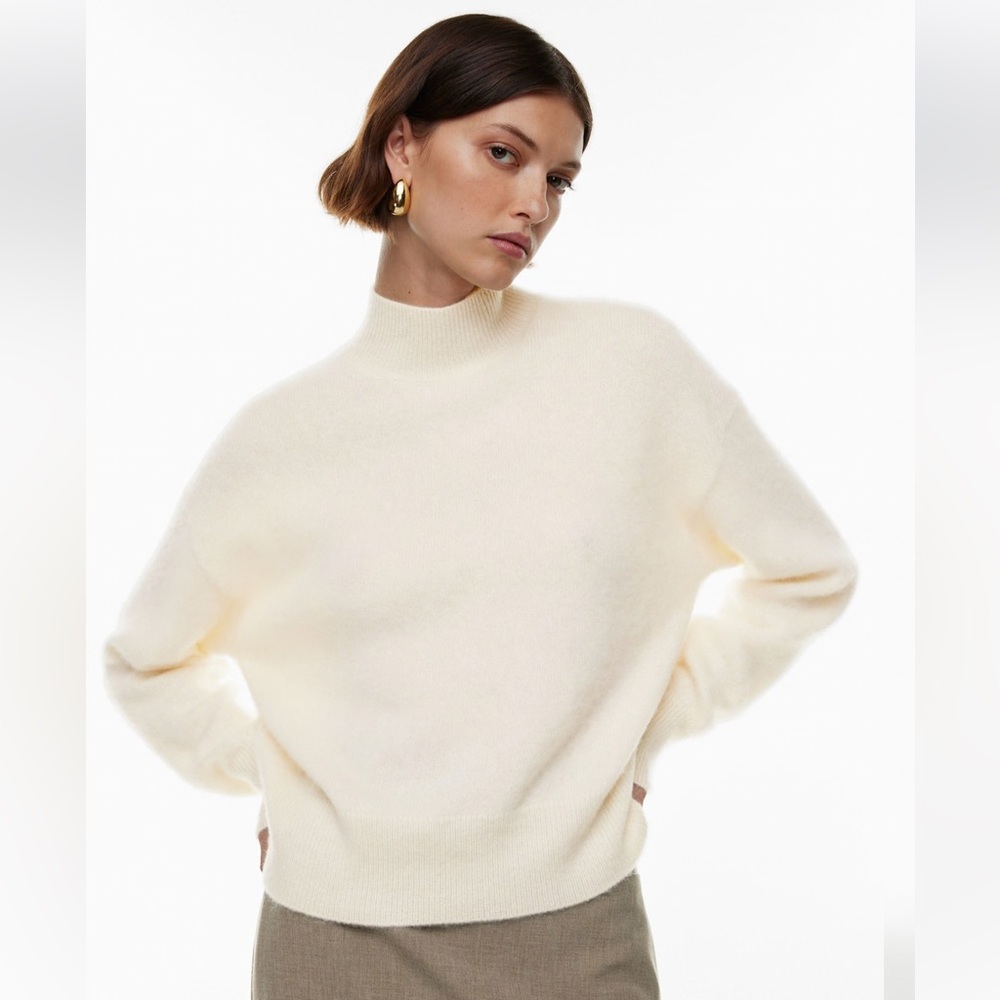 Aritzia Babaton Wright wool and cashmere sweater